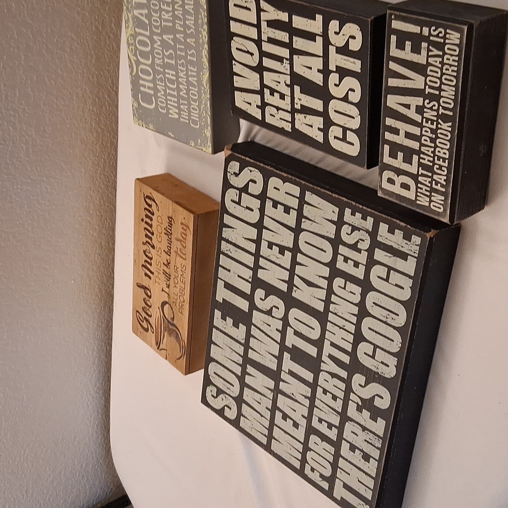 Decorative Wooden Sign Set - Picture 2 of 4
